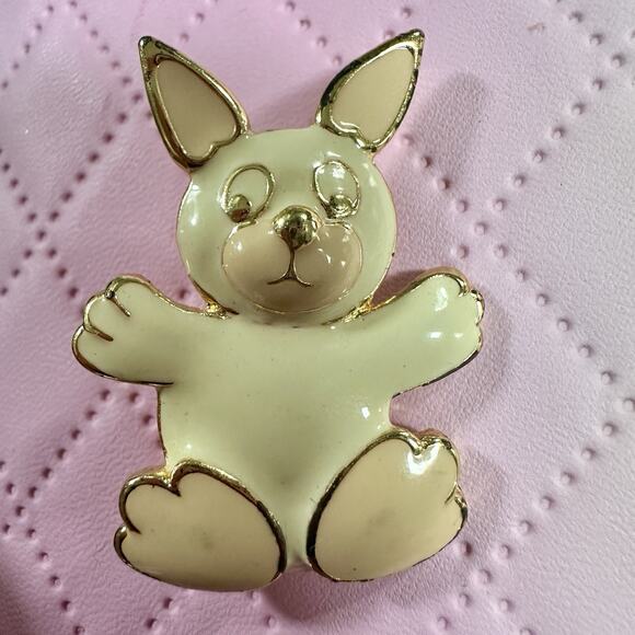 Steinmetz Vintage Brooch Bunny Pin Enamel/Gold Tone "Signed" 80's Spring READ - Picture 3 of 7